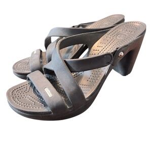 Woman’s High Heel Crocs Sandals